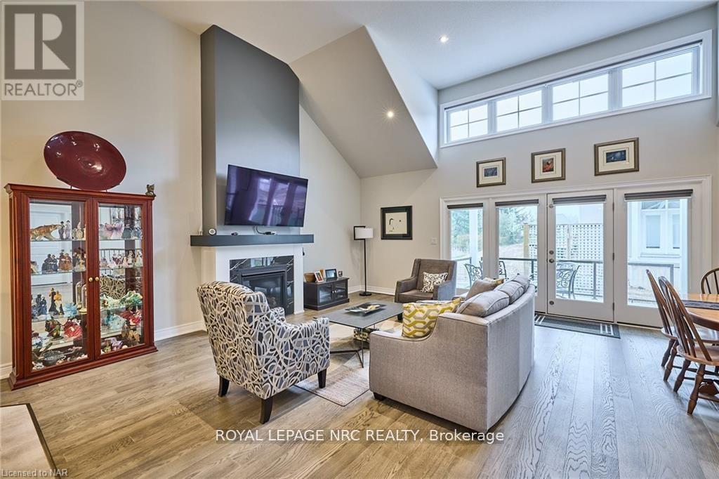 9 Sassafras Row, Fort Erie, Ontario  L0S 1N0 - Photo 10 - X12523902