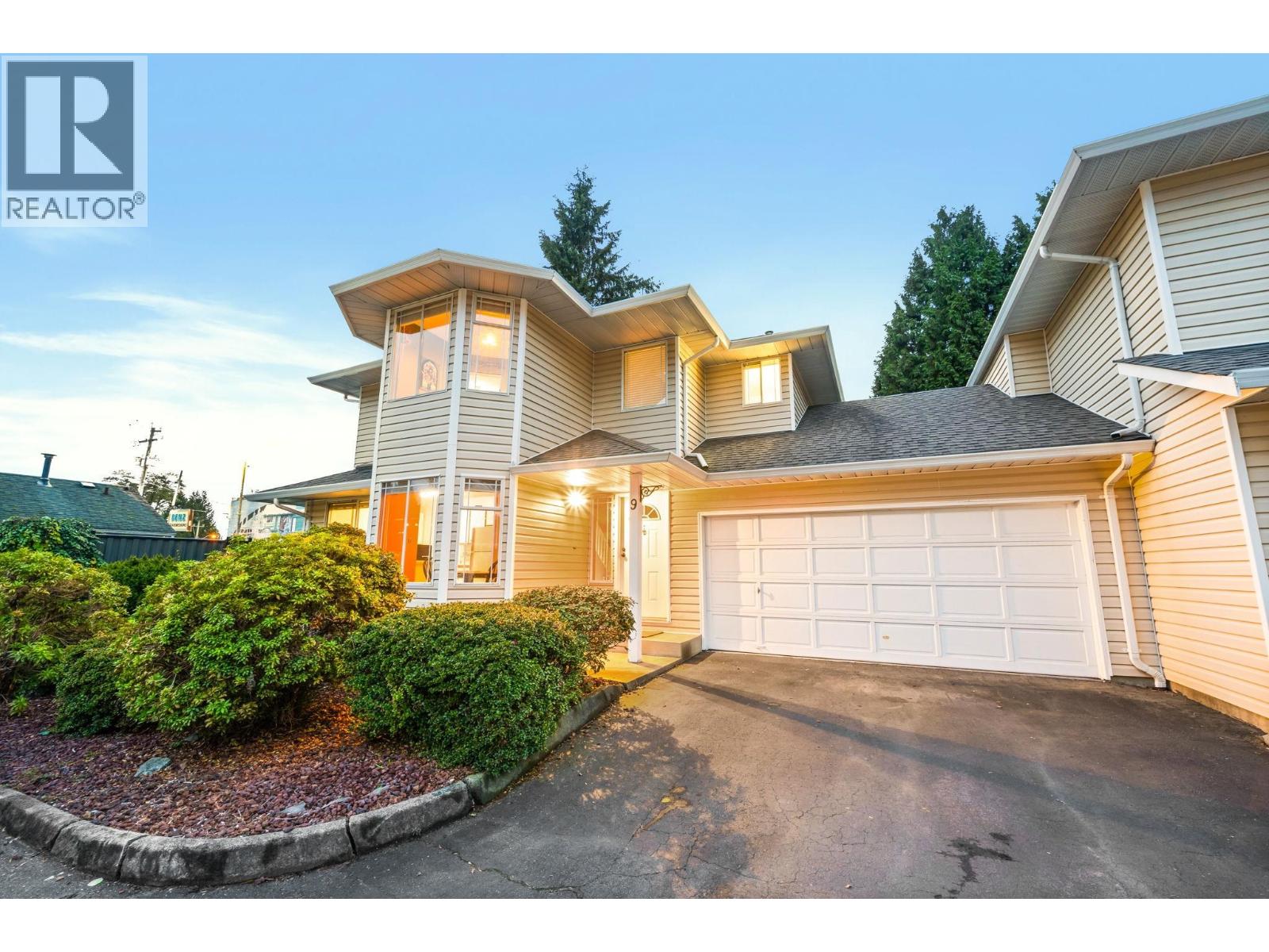 9 11848 LAITY STREET, Maple Ridge, British Columbia