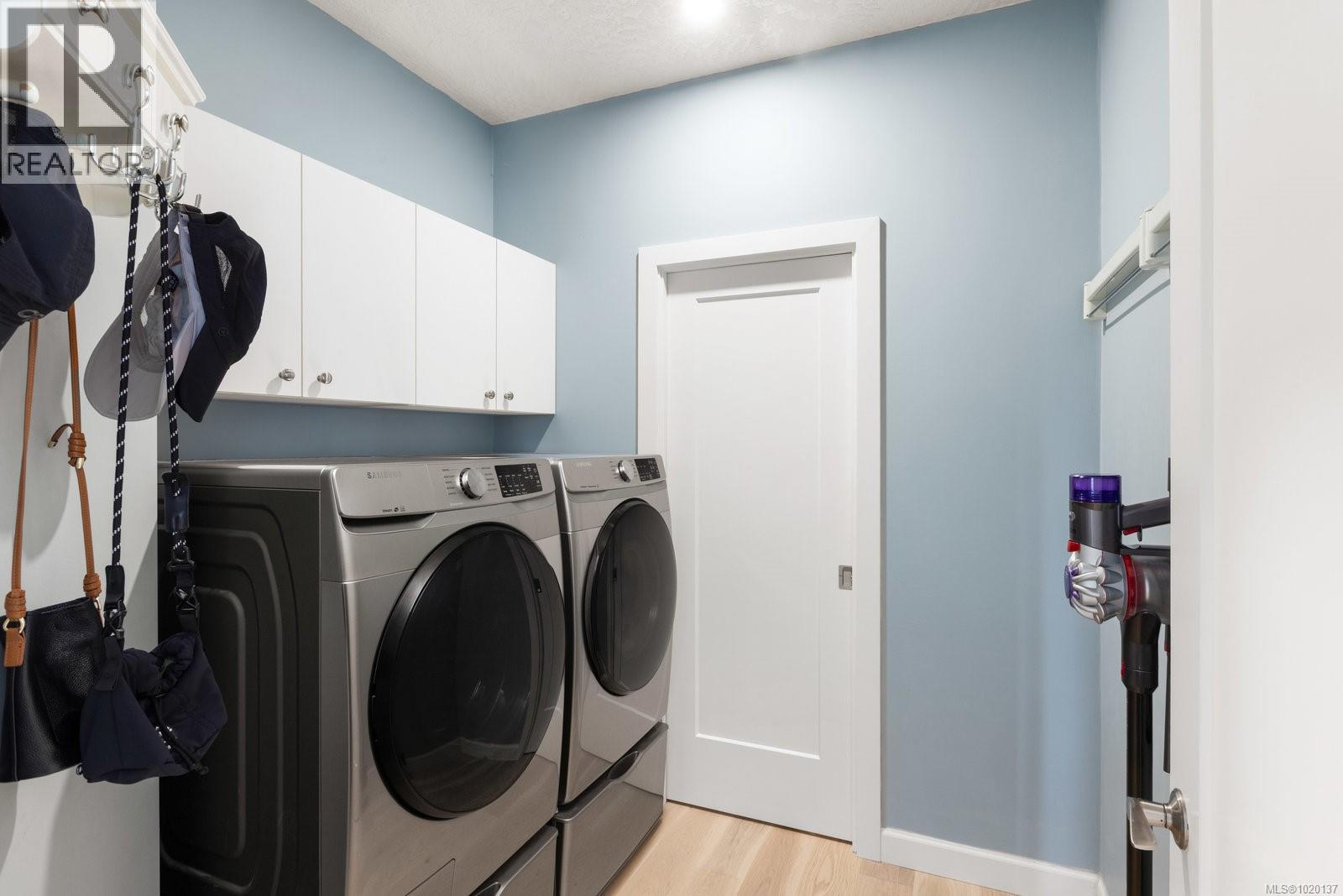 14 942 Boulderwood Rise, Saanich, British Columbia  V8Y 3H5 - Photo 30 - 1020137