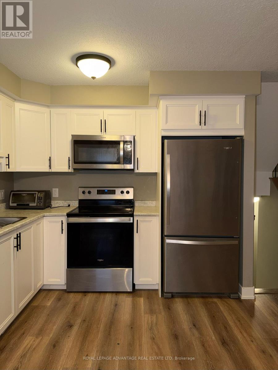 5 Staples Boulevard, Smiths Falls, Ontario  K7A 0A2 - Photo 3 - X12523920