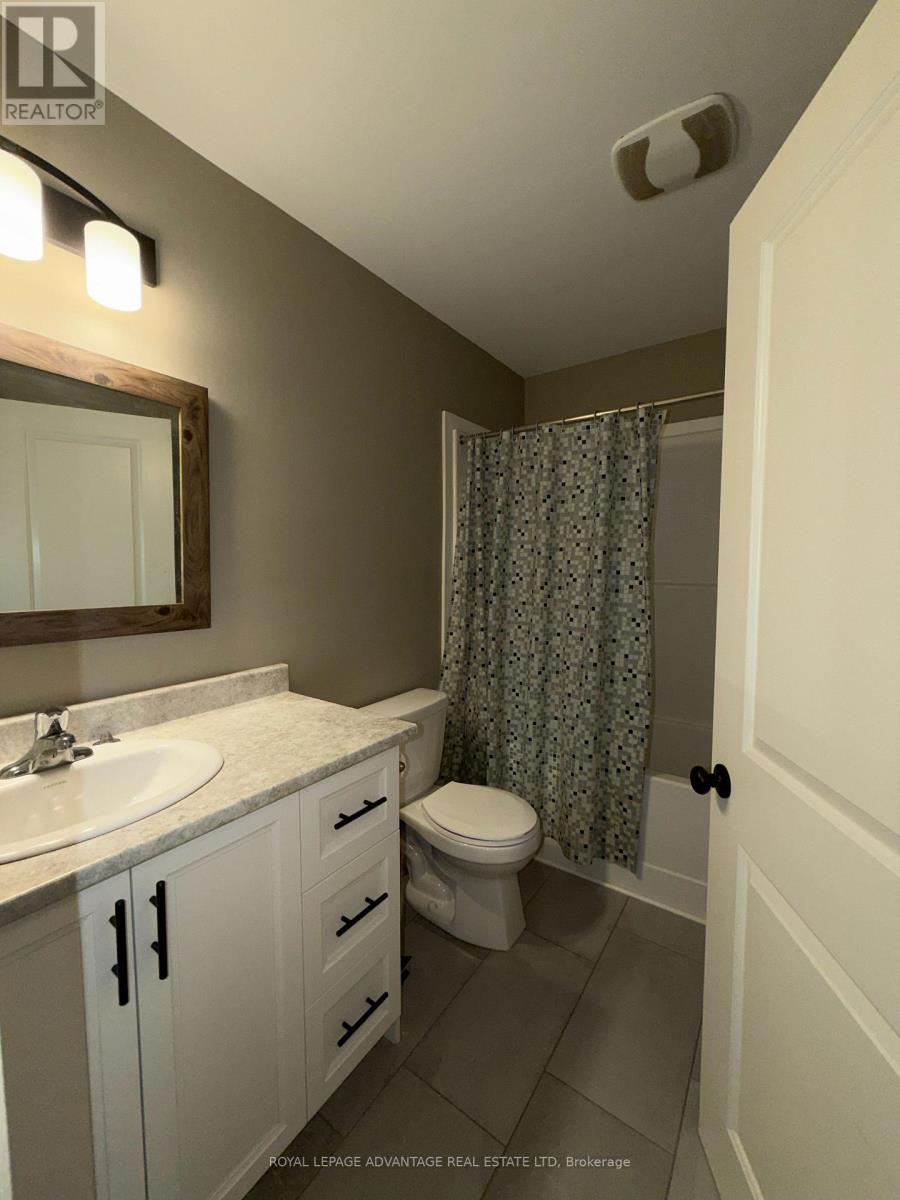 5 Staples Boulevard, Smiths Falls, Ontario  K7A 0A2 - Photo 9 - X12523920