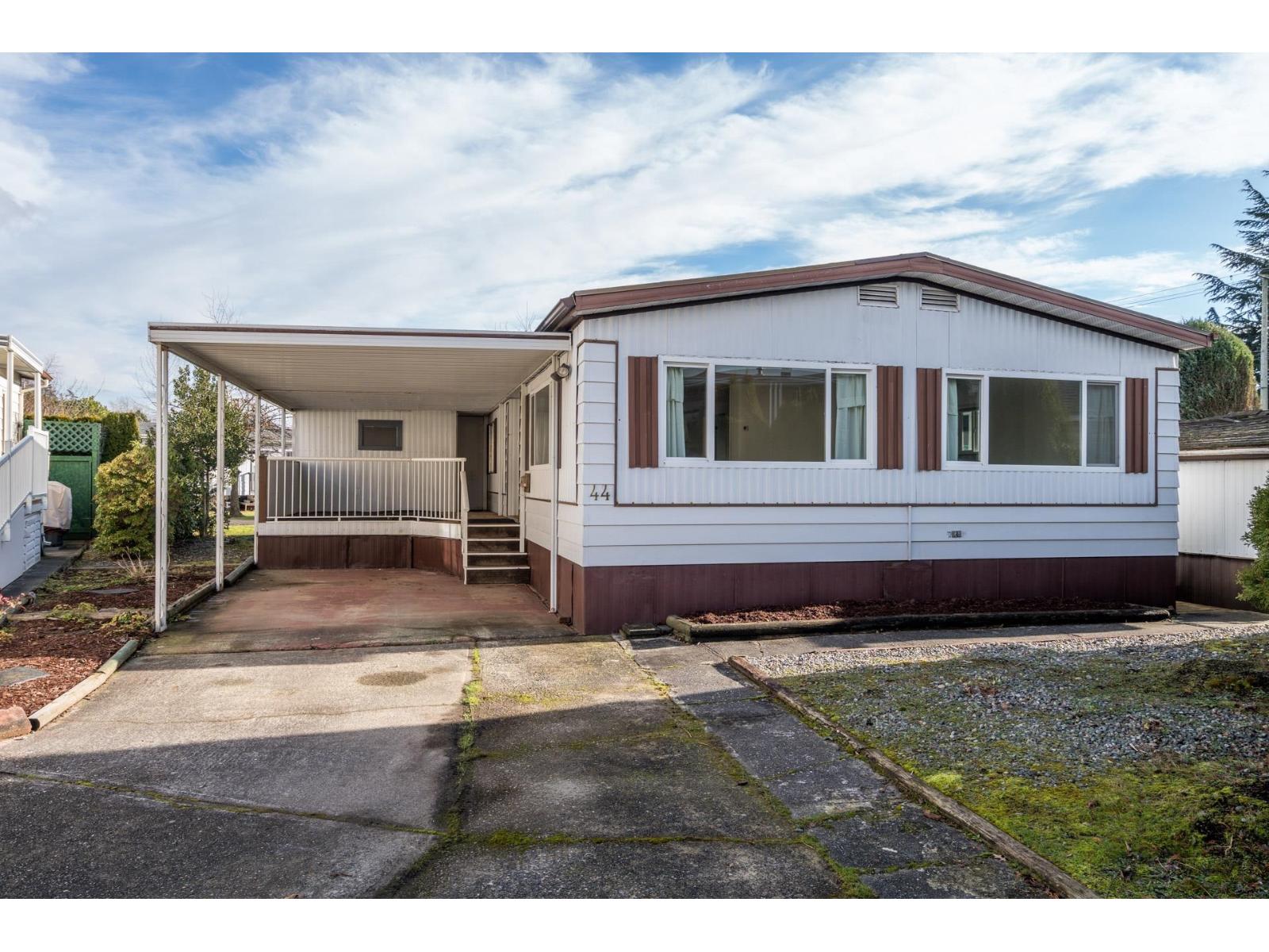 44 1640 162 Street, Surrey, British Columbia V4A 6Y9 - Photo 1 - R3010012