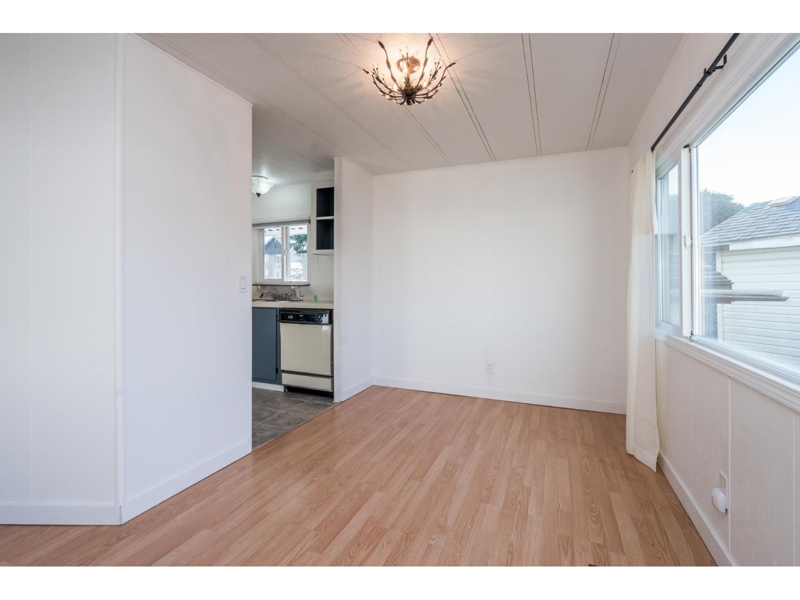 44 1640 162 Street, Surrey, British Columbia V4A 6Y9 - Photo 10 - R3010012