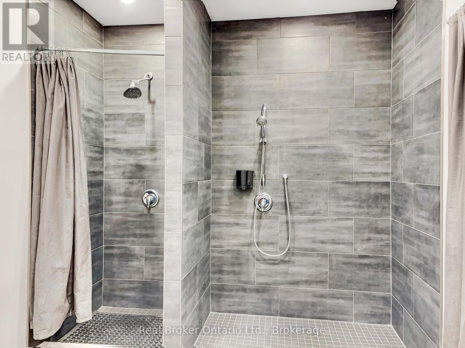 205b - 195 Hanlon Creek Boulevard, Guelph, Ontario N1C 0A1 - Photo 15 - X12523842