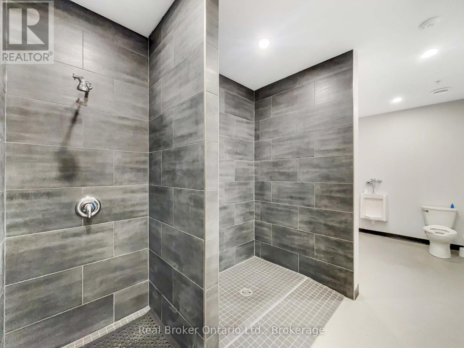 205b - 195 Hanlon Creek Boulevard, Guelph, Ontario N1C 0A1 - Photo 17 - X12523842