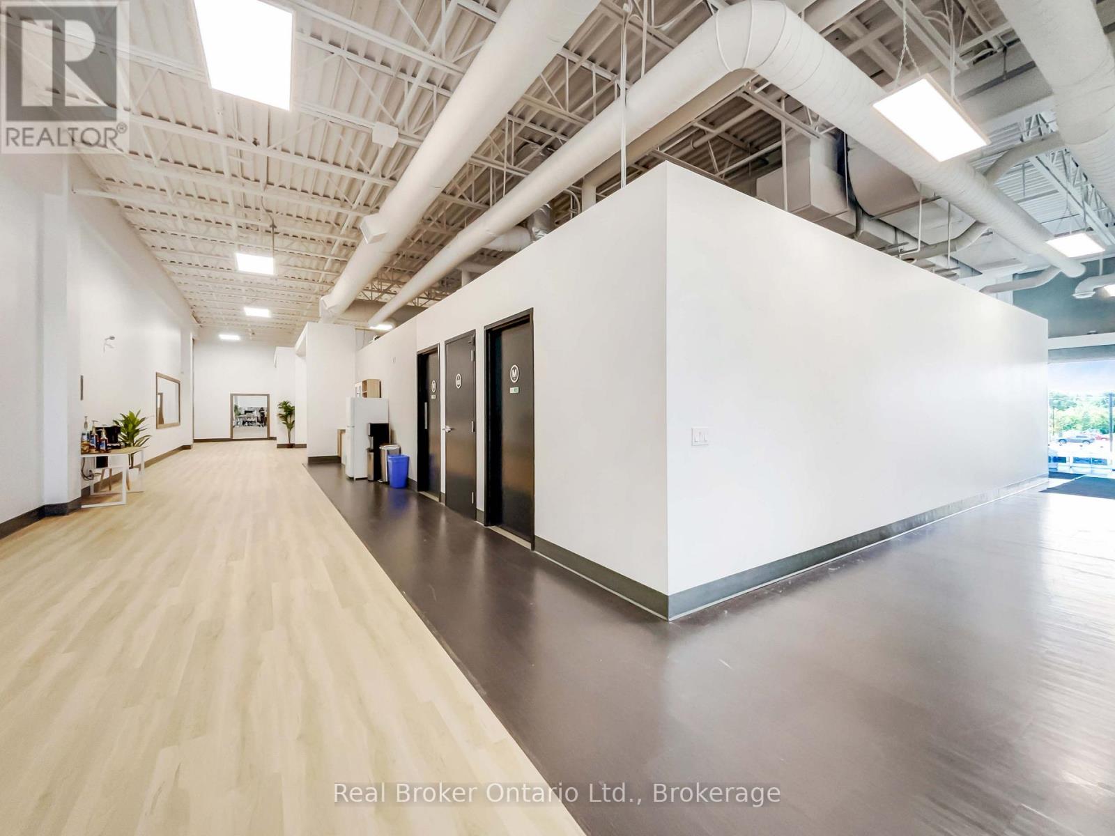 205b - 195 Hanlon Creek Boulevard, Guelph, Ontario N1C 0A1 - Photo 7 - X12523842