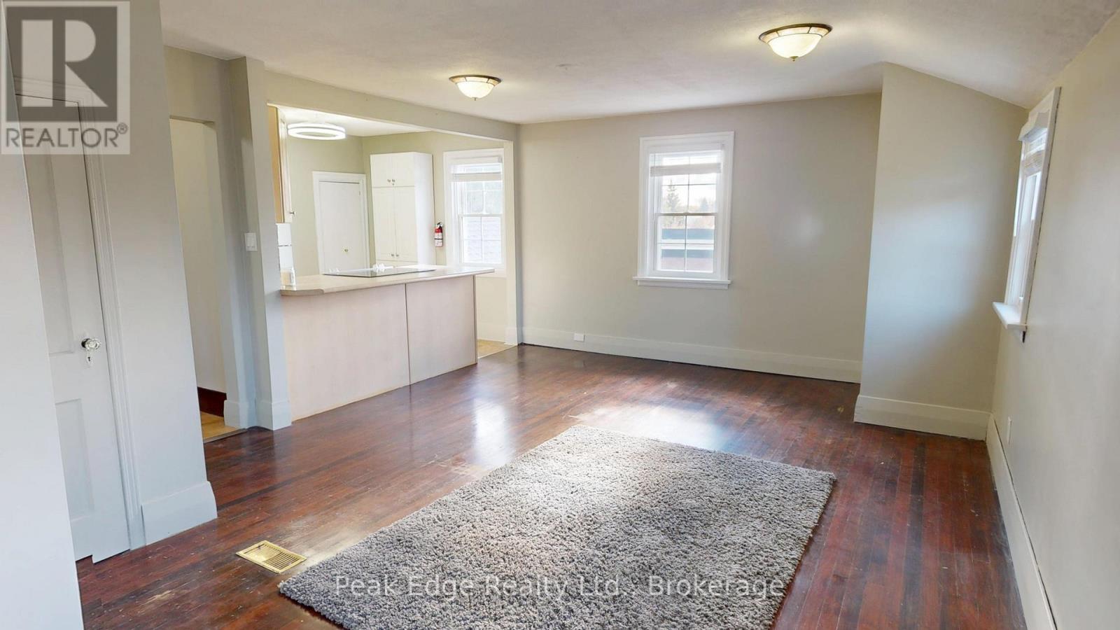 477 12th Avenue, Hanover, Ontario N4N 2V1 - Photo 17 - X12523874