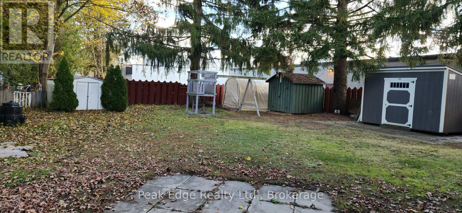 477 12th Avenue, Hanover, Ontario N4N 2V1 - Photo 36 - X12523874