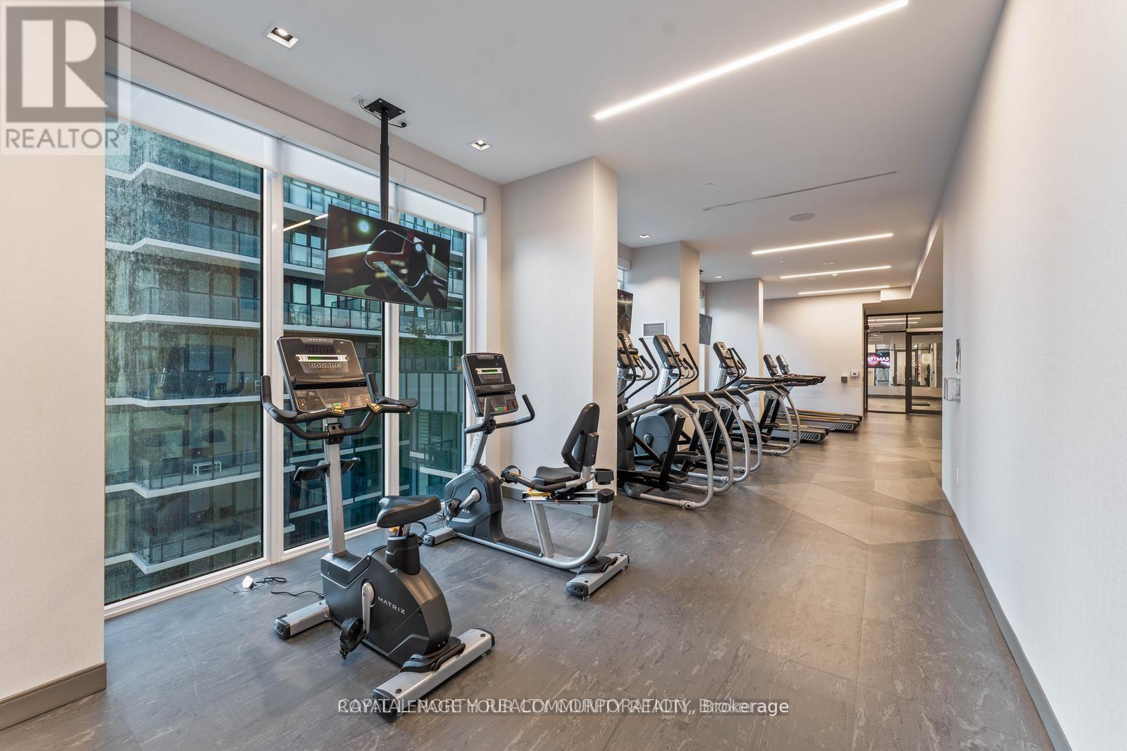 1916 - 9000 Jane Street, Vaughan, Ontario  L4K 2M9 - Photo 24 - N12522172