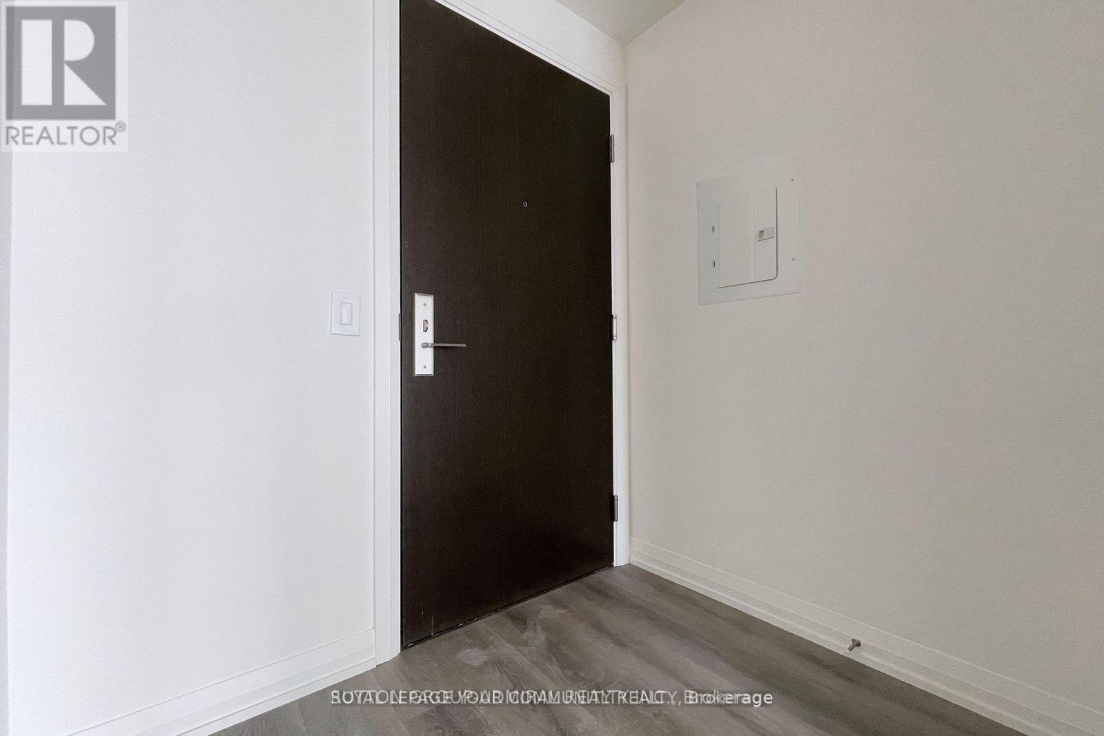 1916 - 9000 Jane Street, Vaughan, Ontario  L4K 2M9 - Photo 8 - N12522172