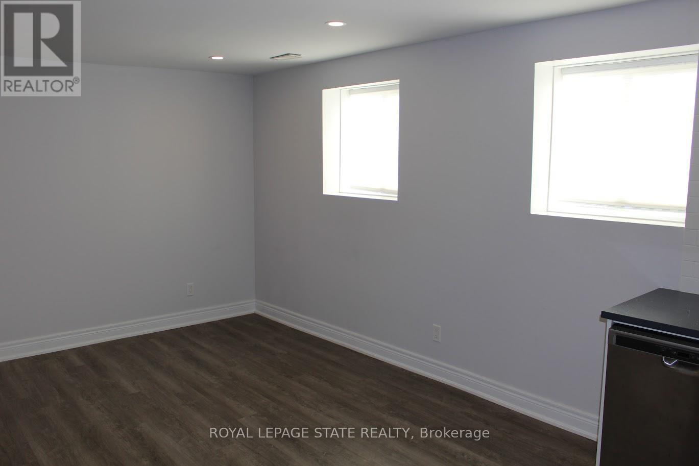 2 - 238 Sanatorium Road, Hamilton, Ontario  L9C 1Z8 - Photo 10 - X12434950