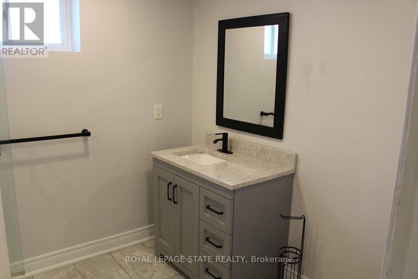 2 - 238 Sanatorium Road, Hamilton, Ontario  L9C 1Z8 - Photo 13 - X12434950