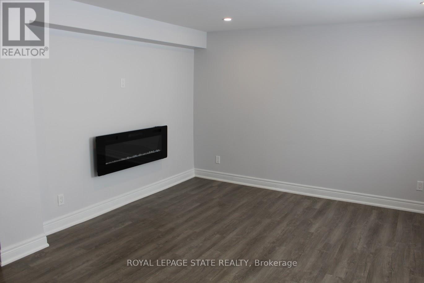 2 - 238 Sanatorium Road, Hamilton, Ontario  L9C 1Z8 - Photo 11 - X12434950