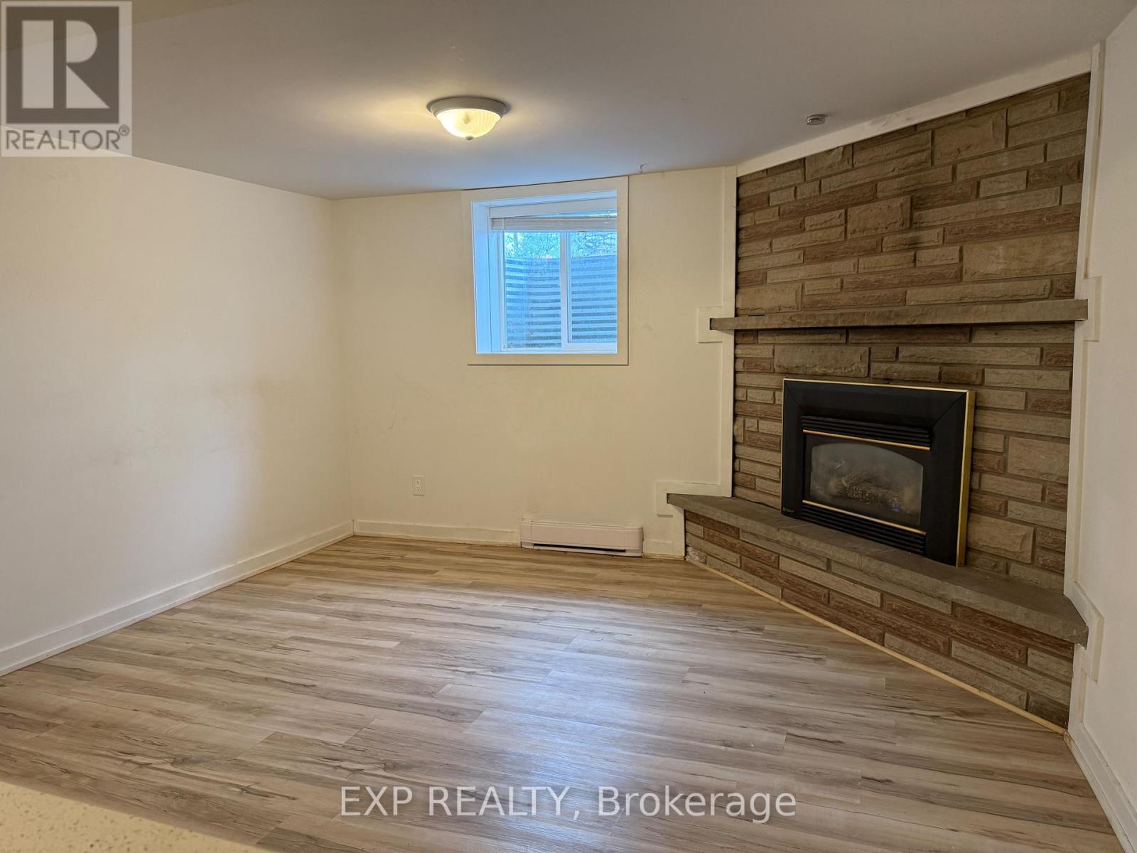 Lower - 105 Mill Street, Shelburne, Ontario L9V 2Y2 - Photo 10 - X12448940