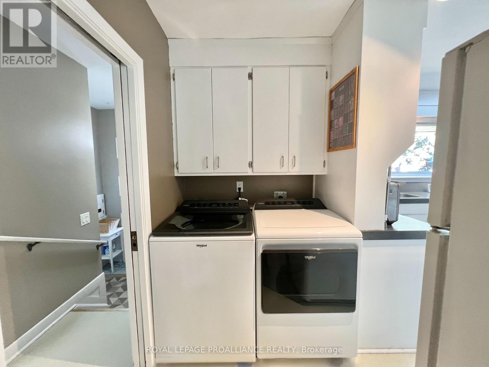 9 Sunset Drive, Belleville, Ontario  K8N 1Y4 - Photo 11 - X12389491