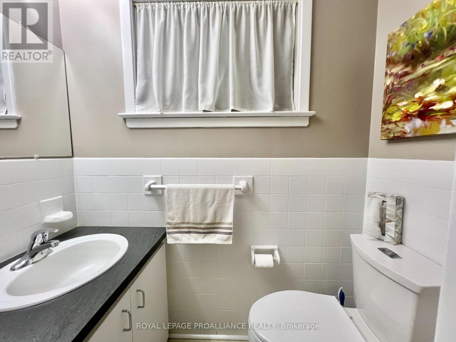 9 Sunset Drive, Belleville, Ontario  K8N 1Y4 - Photo 17 - X12389491