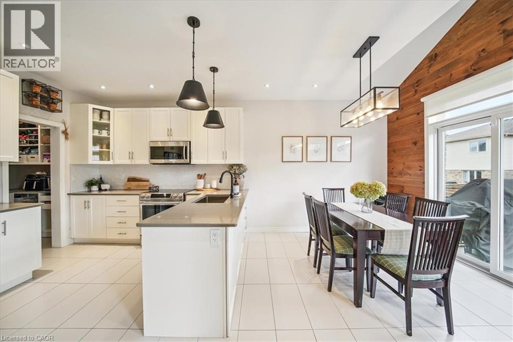 103 Cutts Crescent, Binbrook, Ontario  L0R 1C0 - Photo 11 - 40786489