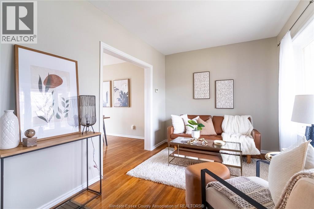 1161 Elm, Windsor, Ontario N9A 3J1 - Photo 2 - 25028375