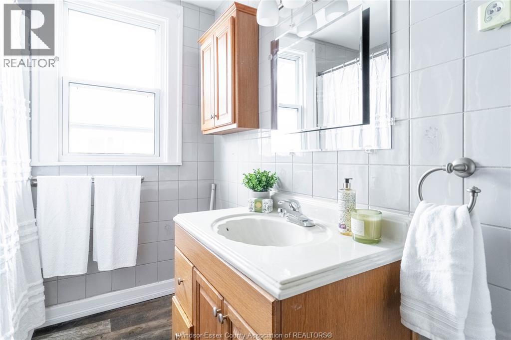 1161 Elm, Windsor, Ontario N9A 3J1 - Photo 16 - 25028375