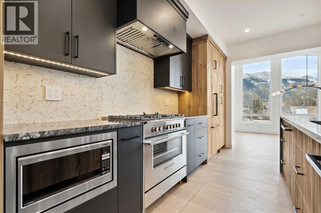 512 8th Avenue, Canmore, Alberta  T1W 2E3 - Photo 6 - A2225369