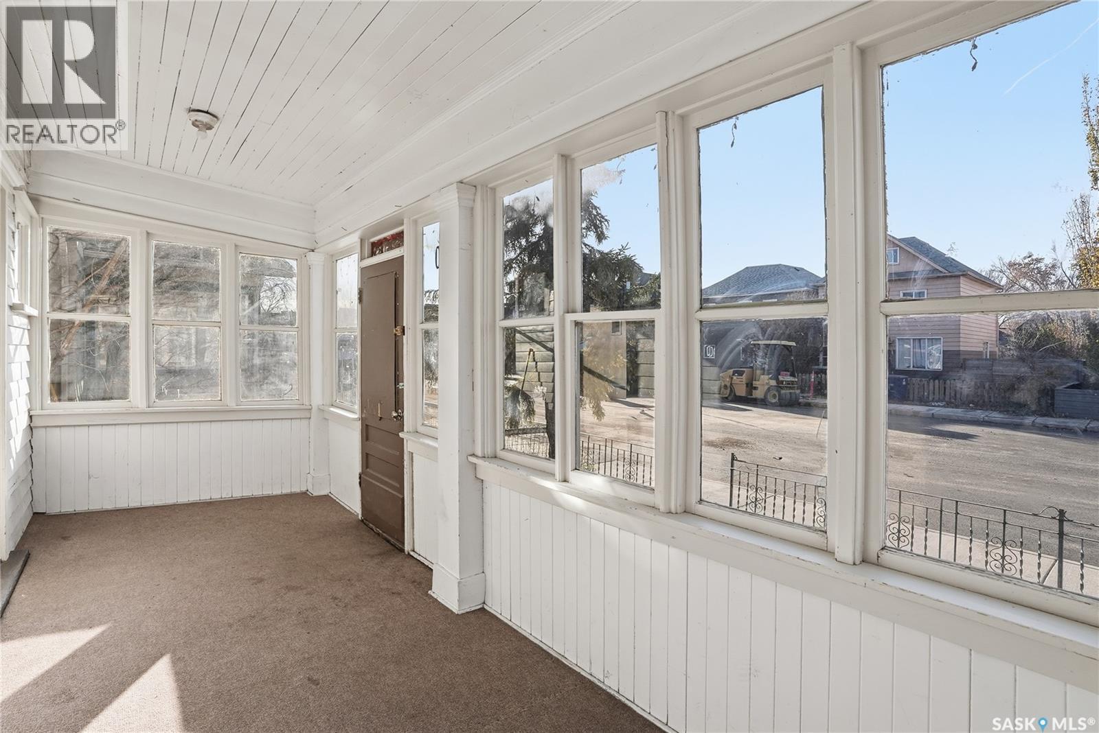 320 D Avenue S, Saskatoon, Saskatchewan  S7M 1R1 - Photo 4 - SK023687