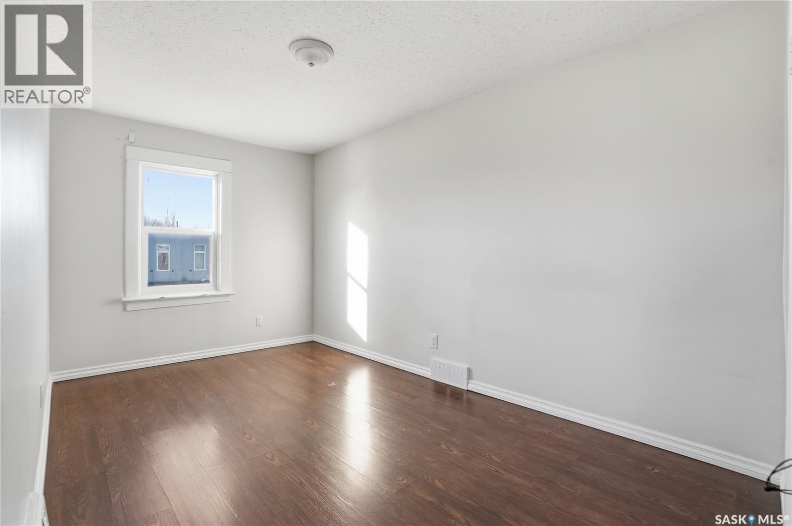 320 D Avenue S, Saskatoon, Saskatchewan  S7M 1R1 - Photo 26 - SK023687