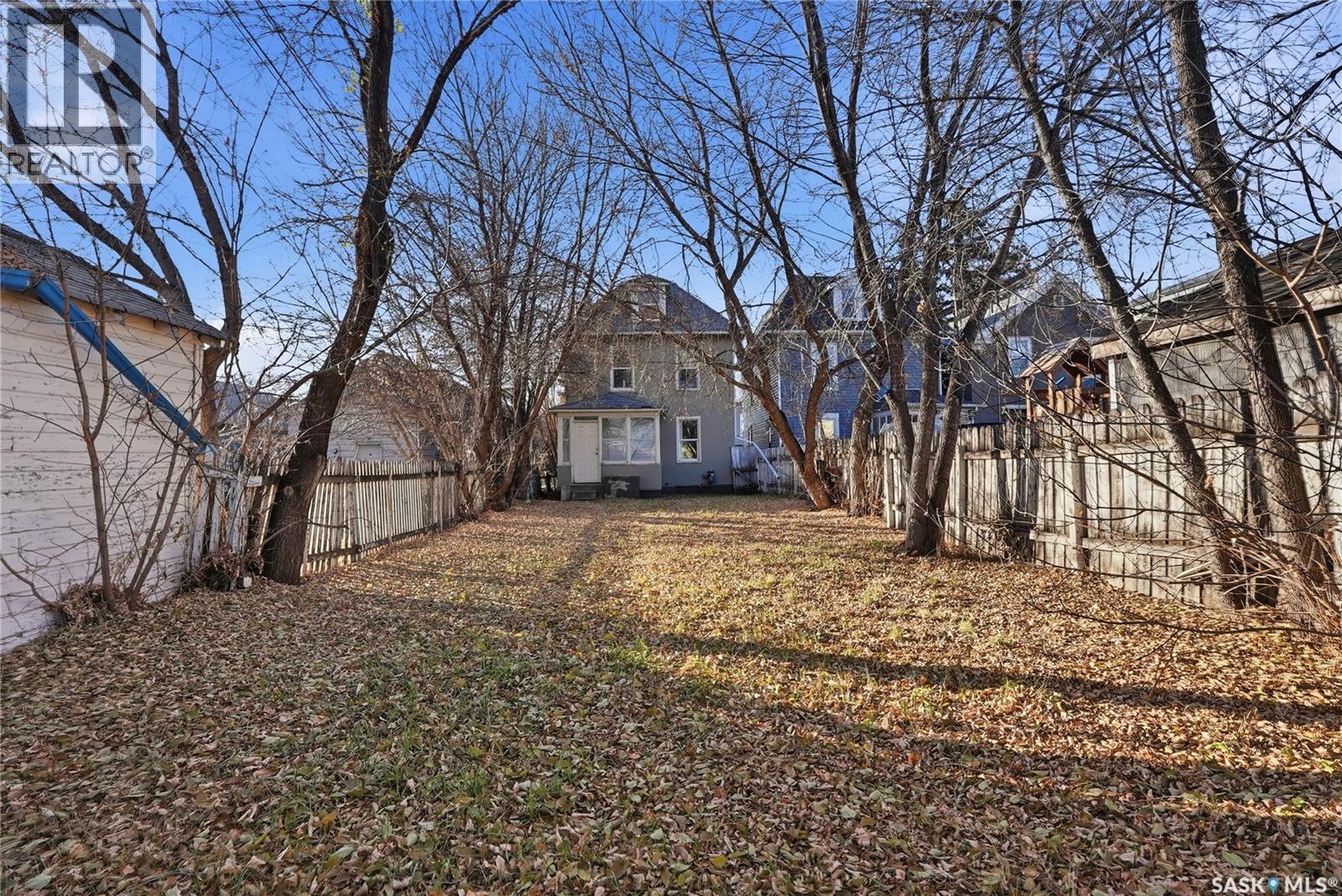 320 D Avenue S, Saskatoon, Saskatchewan  S7M 1R1 - Photo 39 - SK023687