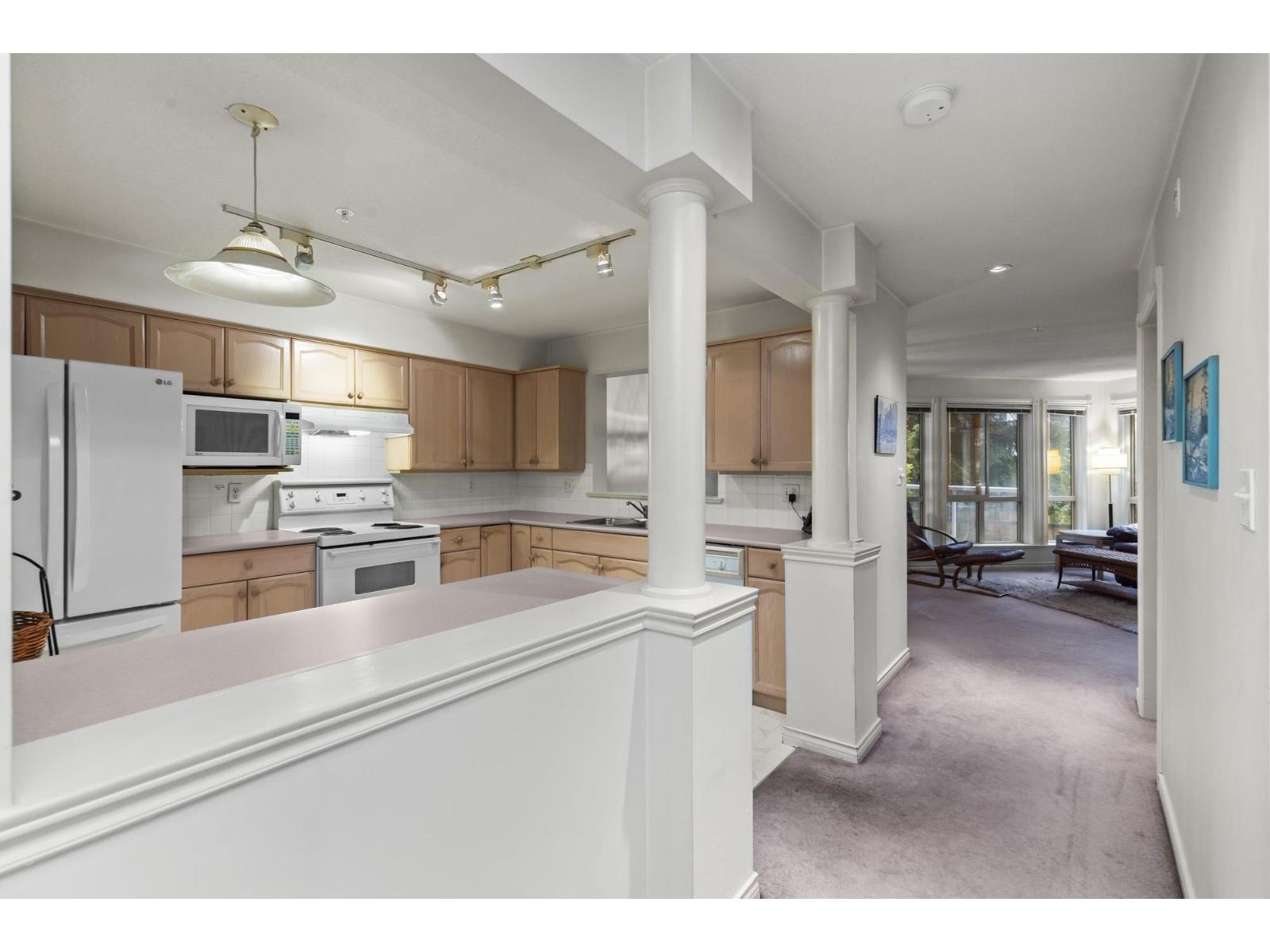 208 2575 Ware Street, Abbotsford, British Columbia  V2S 3E2 - Photo 6 - R3065710