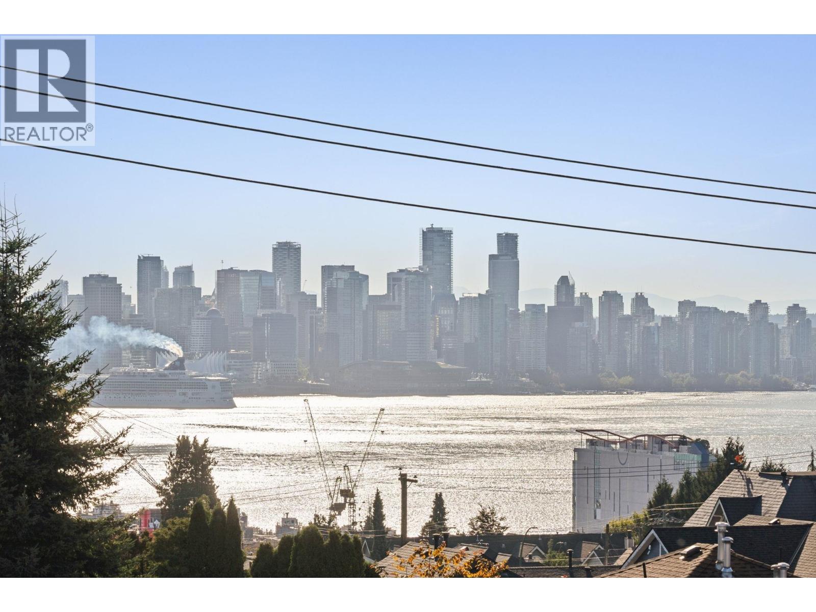 333 E Keith Road, North Vancouver, British Columbia  V7L 1V6 - Photo 16 - R3058381