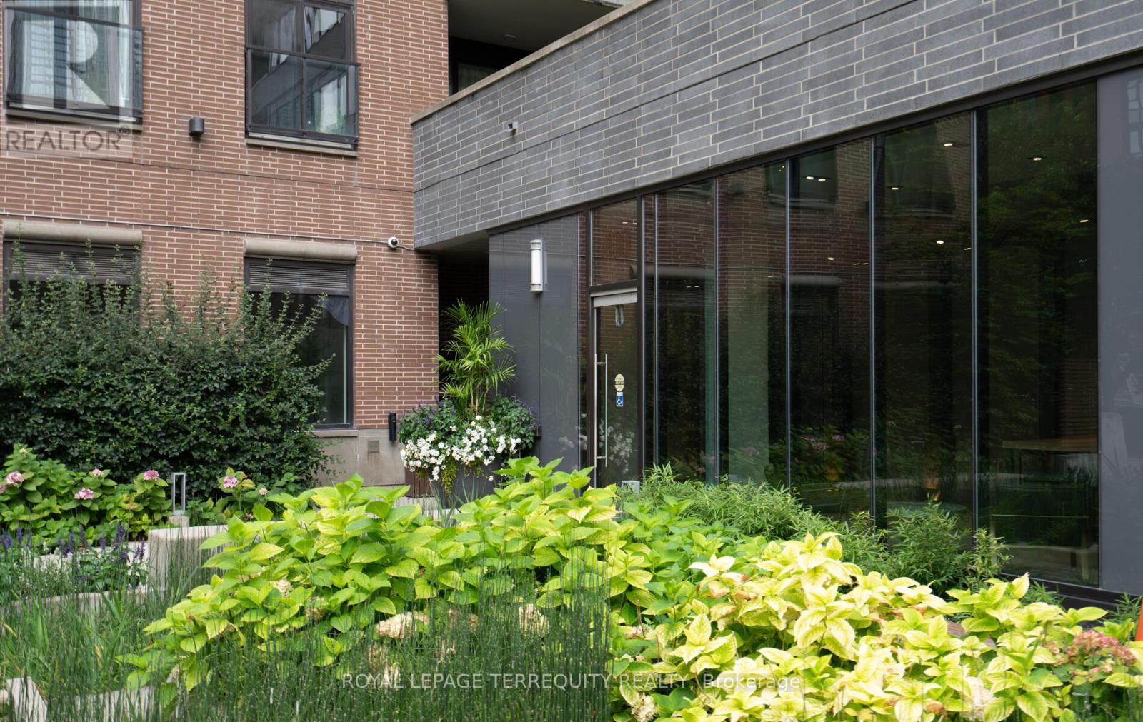 1009 - 400 Wellington Street W, Toronto, Ontario  M5V 0B5 - Photo 29 - C12523888