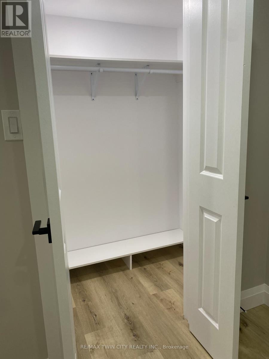 1067 Bernhardt Street, Cambridge, Ontario  N3H 2X9 - Photo 23 - X12521718