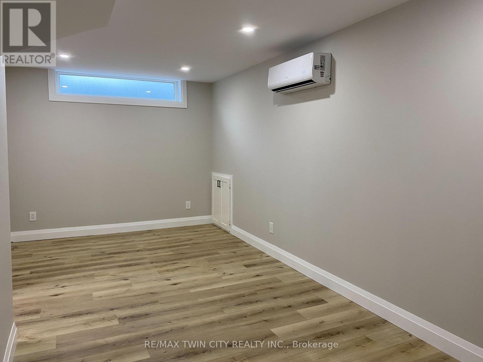 1067 Bernhardt Street, Cambridge, Ontario  N3H 2X9 - Photo 20 - X12521718