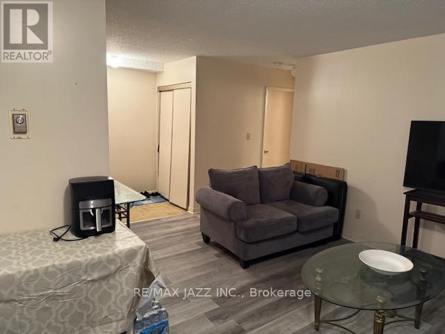 455 Trick Avenue, Oshawa, Ontario L1G 7T7 - Photo 3 - E12524092