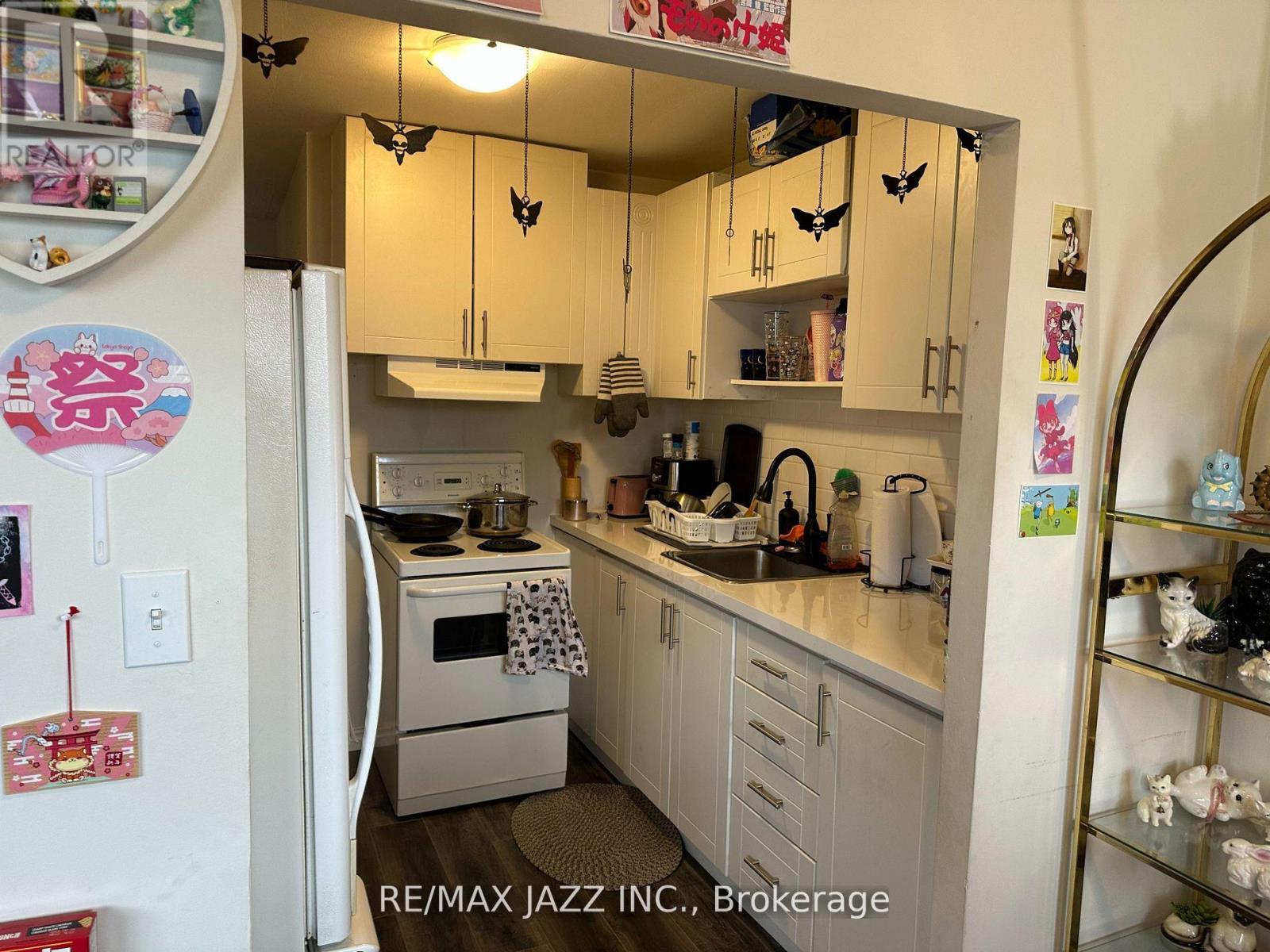 2 - 43 Wayne Avenue, Oshawa, Ontario L1G 3P8 - Photo 5 - E12524102