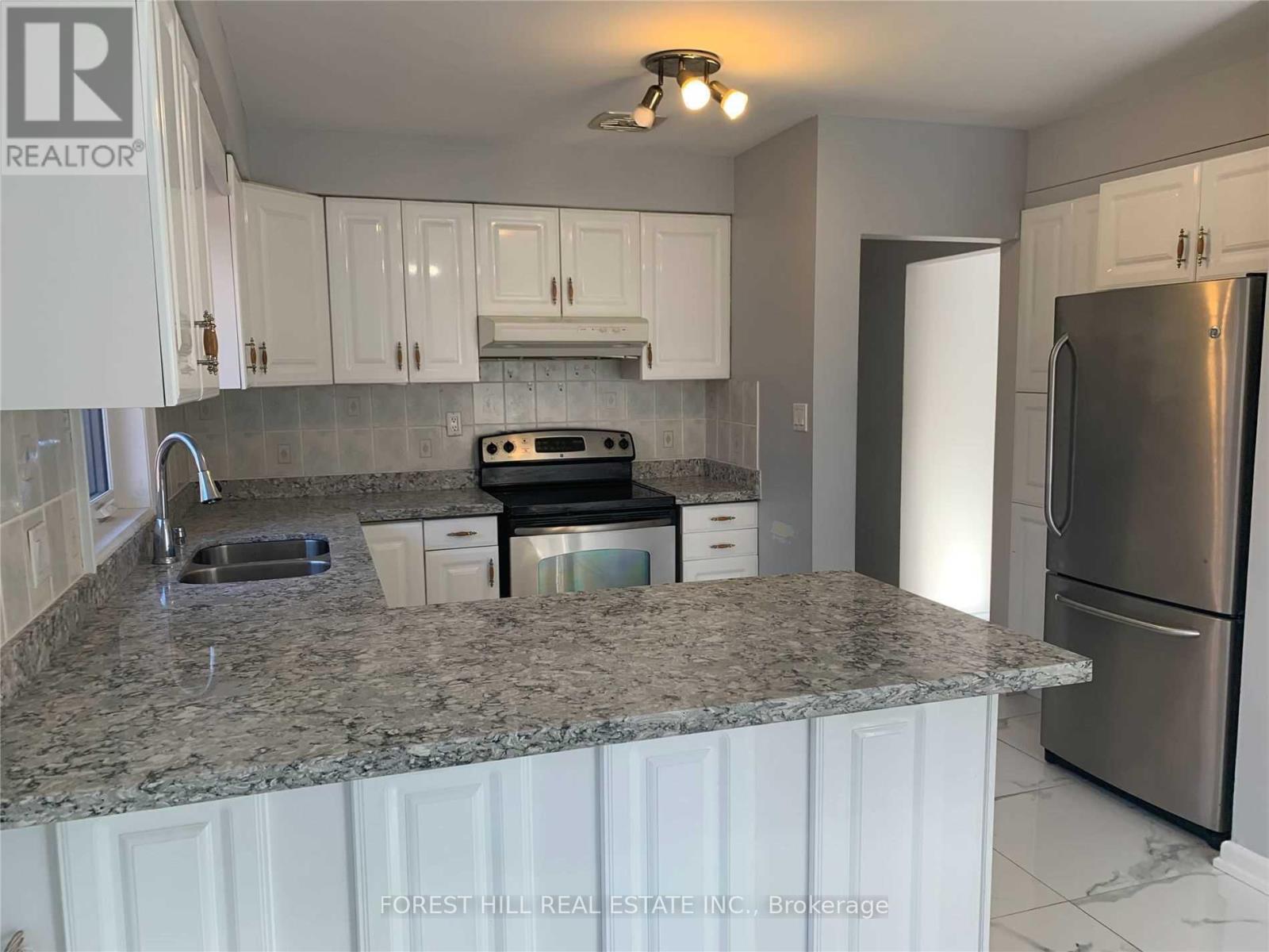 154 Northwood Drive, Toronto, Ontario  M2M 2K3 - Photo 10 - C12377704