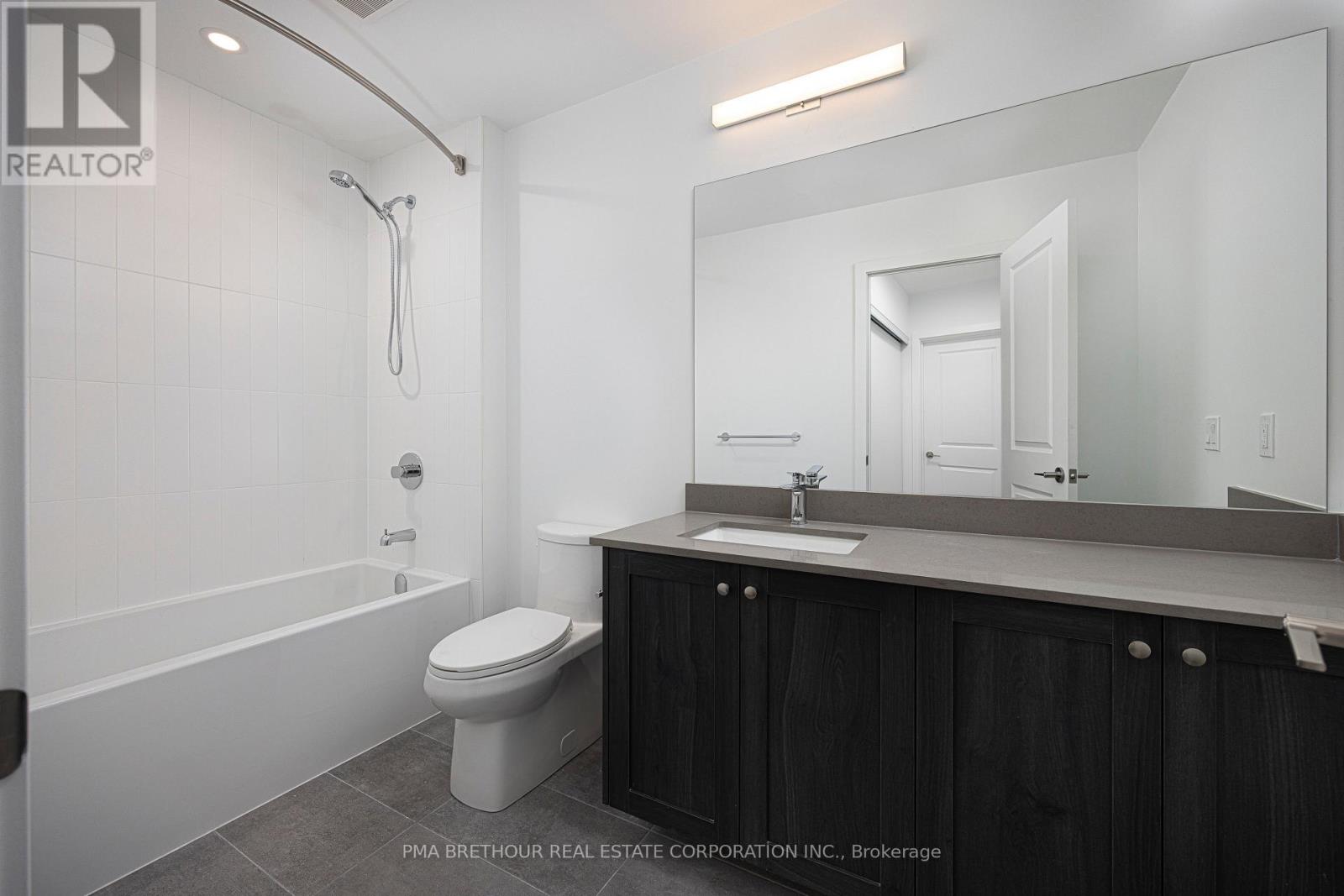 326 - 385 Arctic Red Drive, Oshawa, Ontario  L1L 0H8 - Photo 12 - E12523838