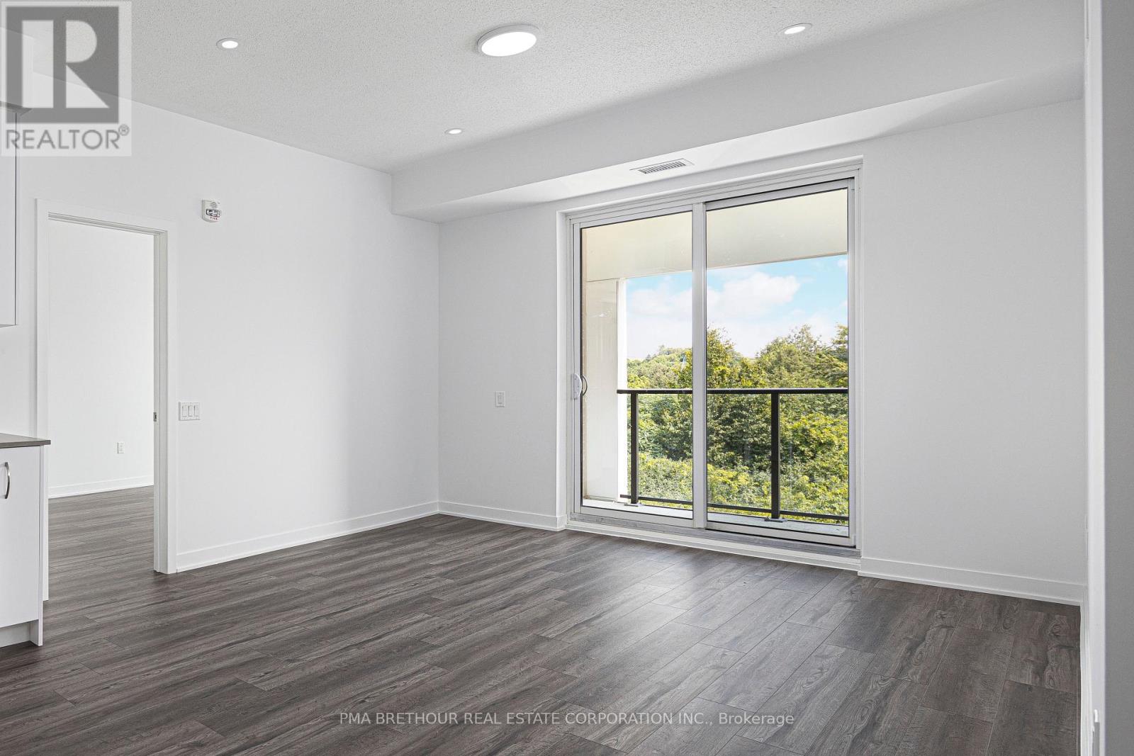 326 - 385 Arctic Red Drive, Oshawa, Ontario  L1L 0H8 - Photo 4 - E12523838