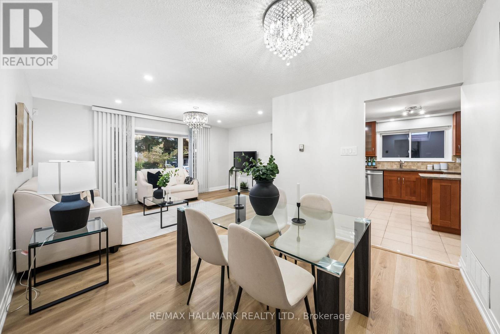 17 Dunsfold Drive, Toronto, Ontario  M1B 1T5 - Photo 11 - E12523862