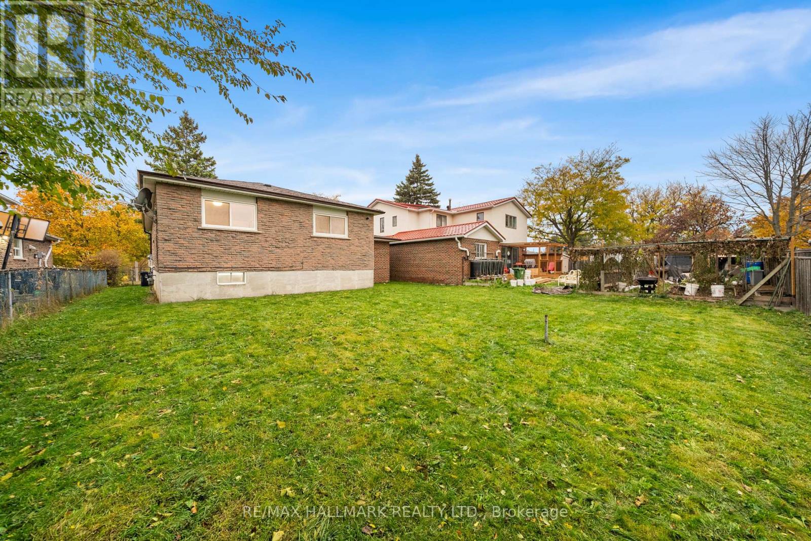 17 Dunsfold Drive, Toronto, Ontario  M1B 1T5 - Photo 37 - E12523862