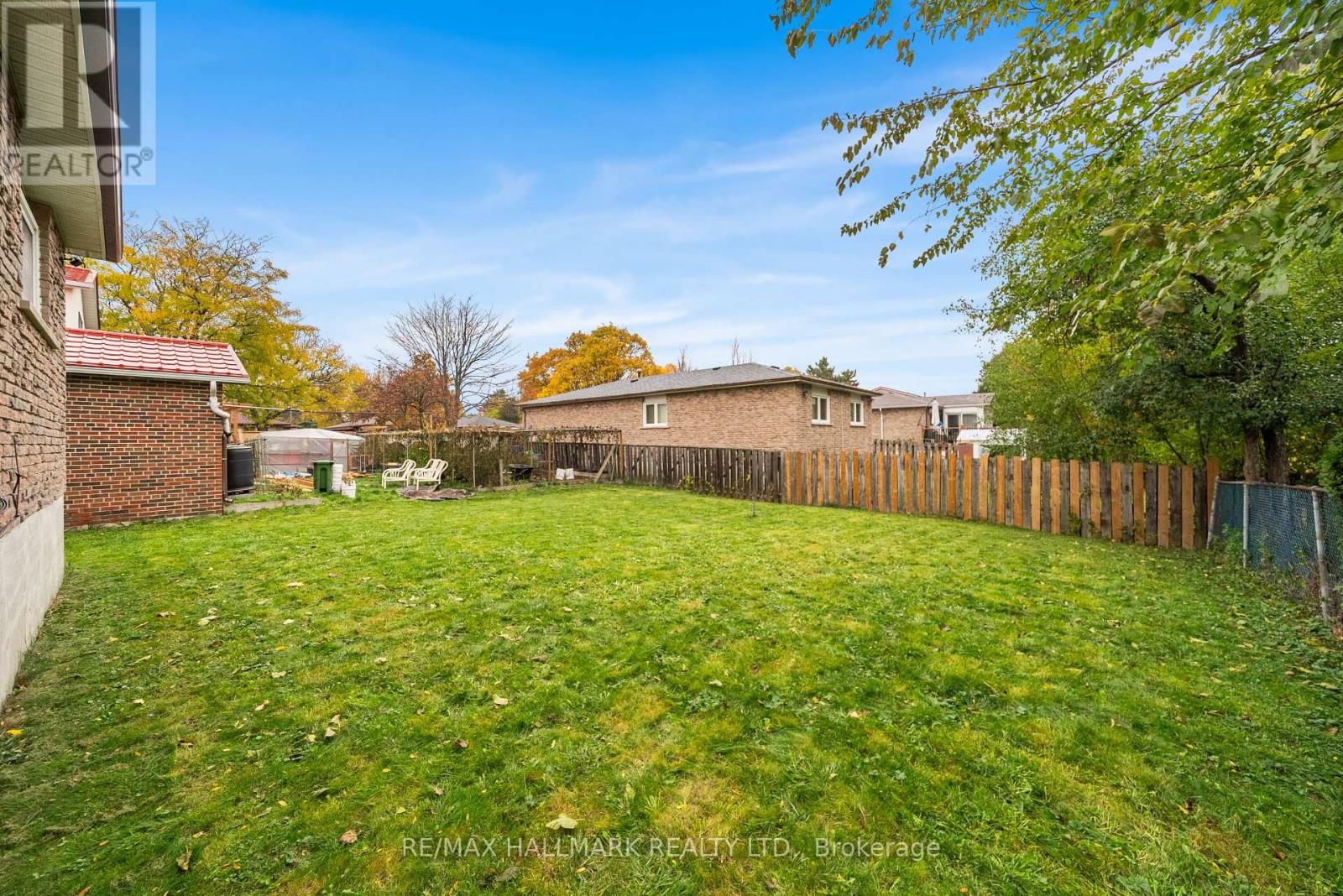 17 Dunsfold Drive, Toronto, Ontario  M1B 1T5 - Photo 38 - E12523862