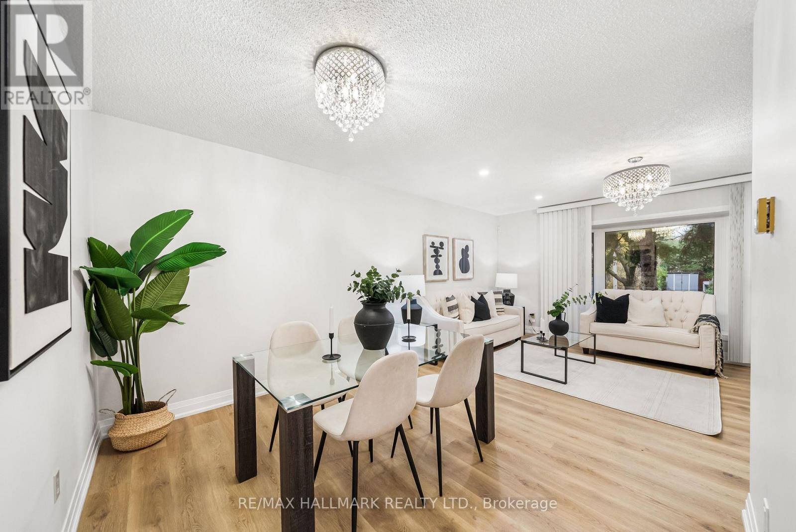 17 Dunsfold Drive, Toronto, Ontario  M1B 1T5 - Photo 9 - E12523862