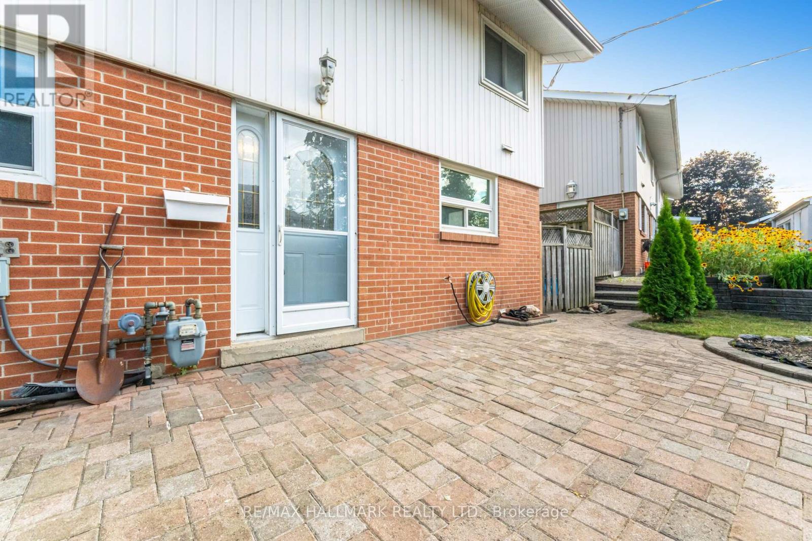 73 Dogwood Crescent, Toronto, Ontario  M1P 3N5 - Photo 4 - E12313146