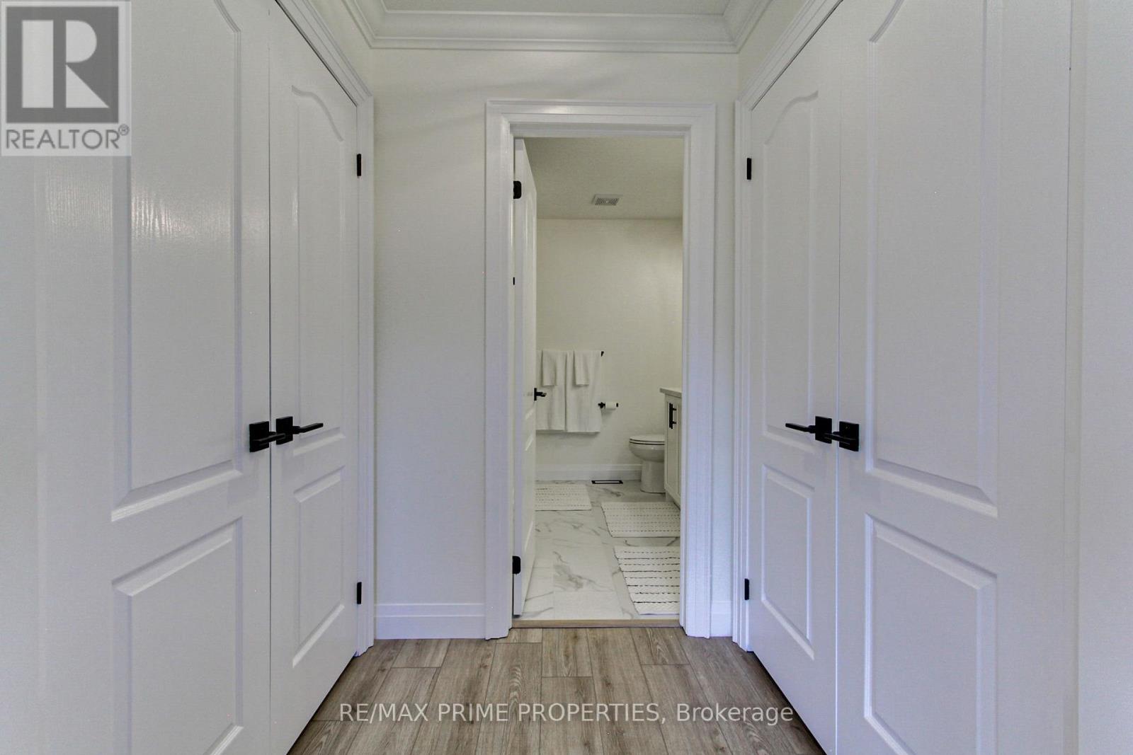 39 Scotia Road, Georgina, Ontario L0E 1R0 - Photo 15 - N12390439