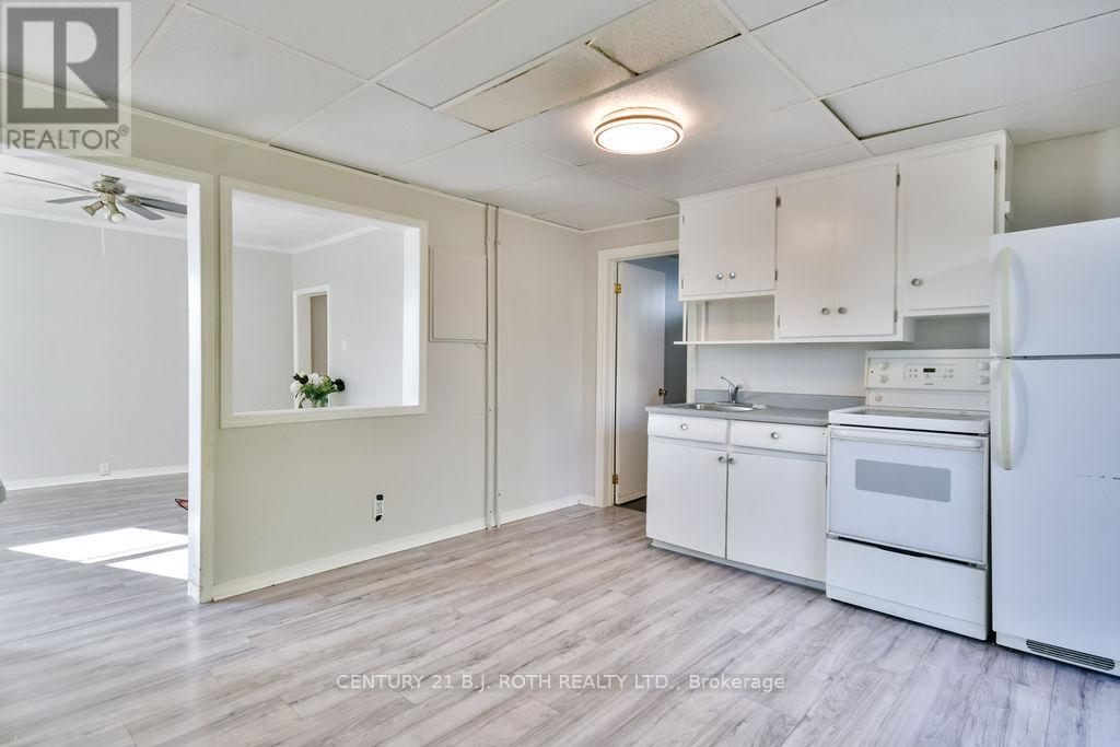 200 Edward Street, Orillia, Ontario  L3V 2X4 - Photo 15 - S12522530