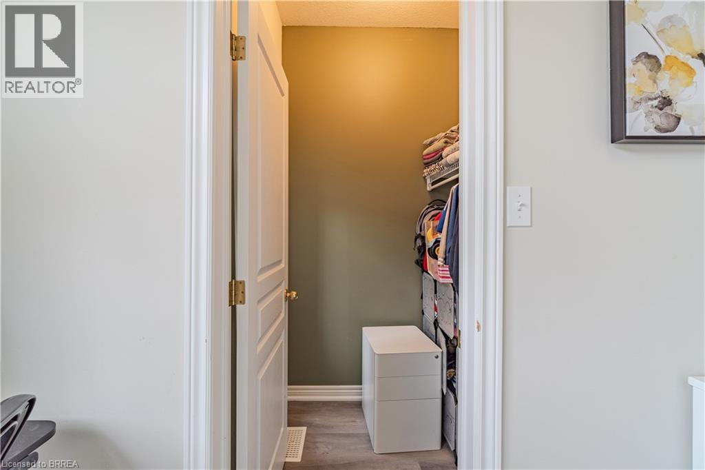 11 Irongate Drive, Paris, Ontario N3L 4G4 - Photo 17 - 40786013