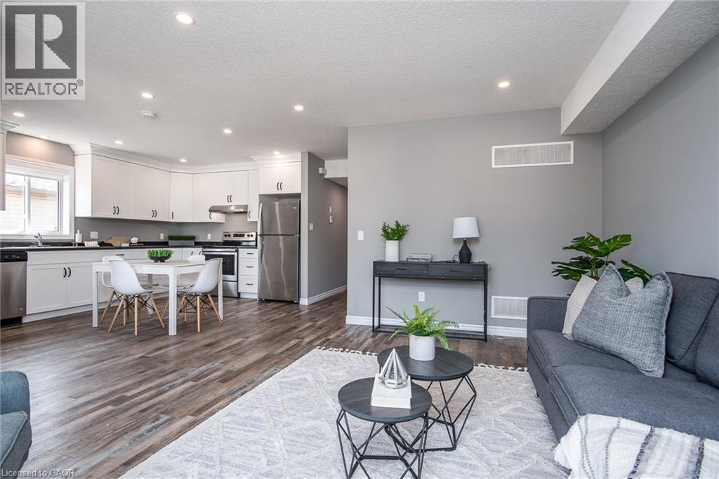 38 Foundry Street, Baden, Ontario  N3A 2P6 - Photo 6 - 40776131