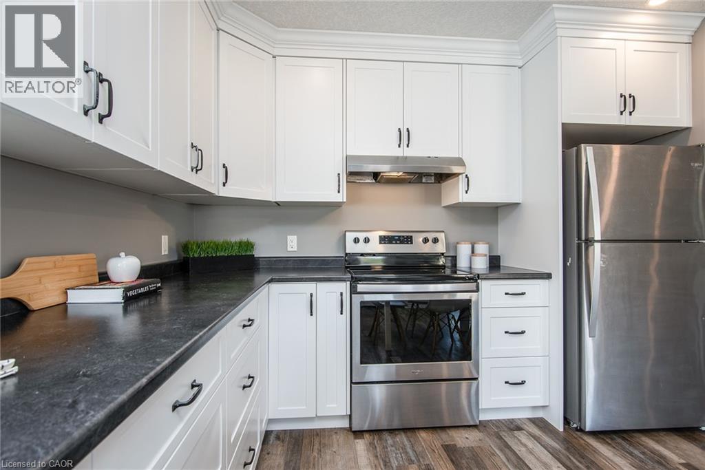 38 Foundry Street, Baden, Ontario  N3A 2P6 - Photo 10 - 40776155