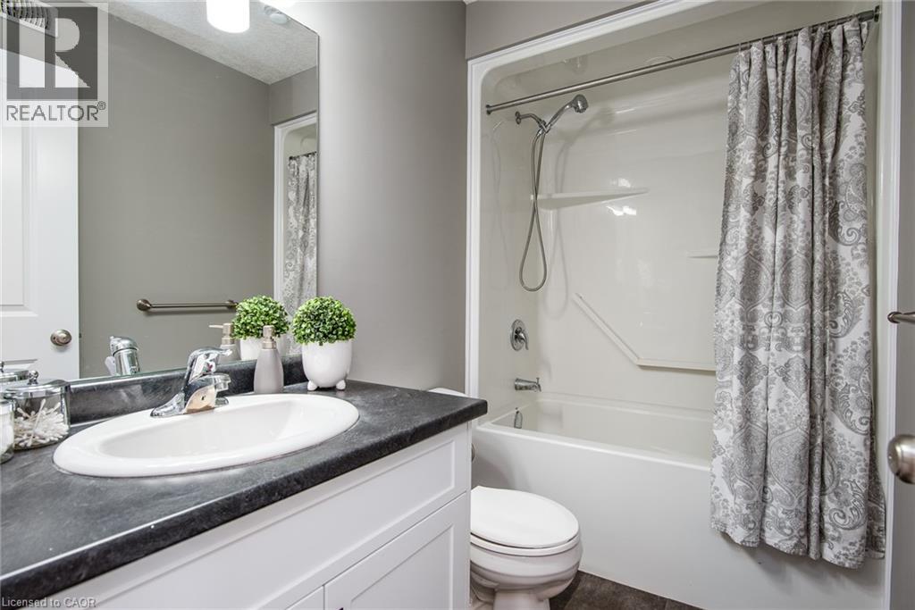 38 Foundry Street, Baden, Ontario  N3A 2P6 - Photo 11 - 40776155