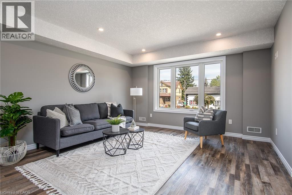 38 Foundry Street, Baden, Ontario  N3A 2P6 - Photo 4 - 40776155