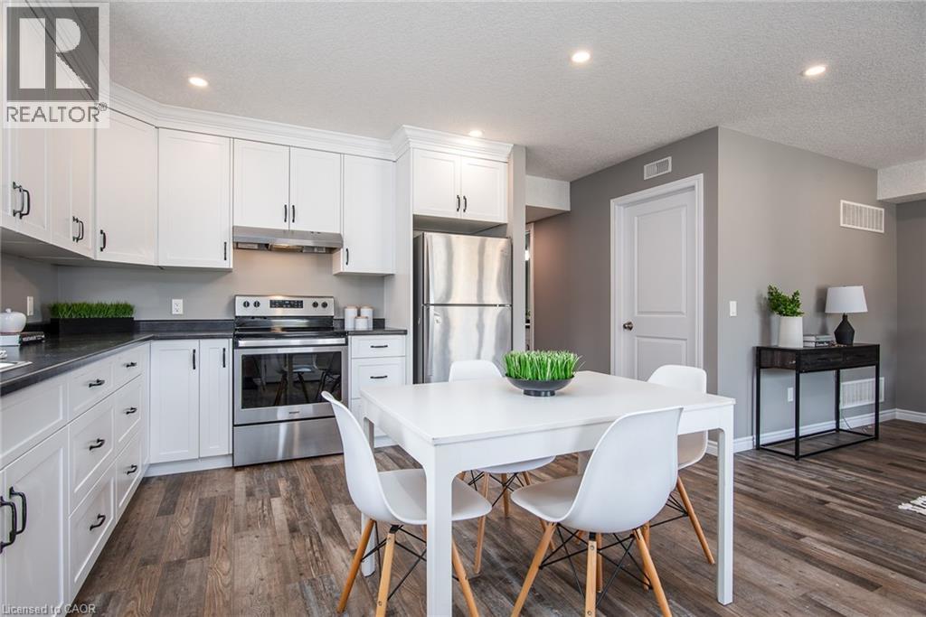 38 Foundry Street, Baden, Ontario  N3A 2P6 - Photo 9 - 40776155